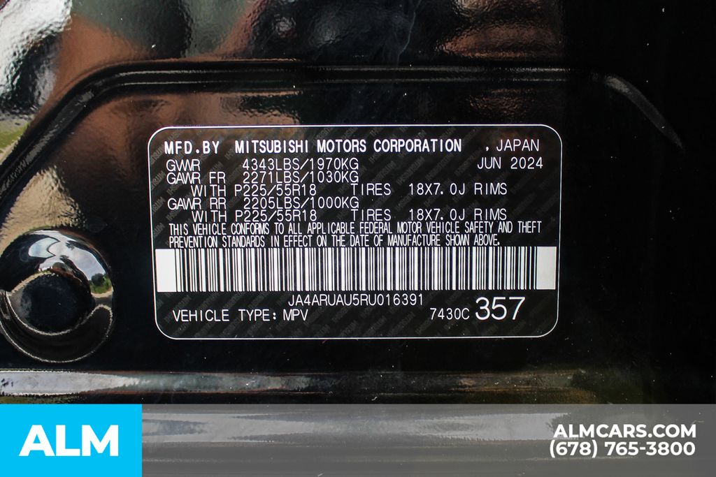 Used 2024 Silver Mitsubishi 2.0 SE image 40