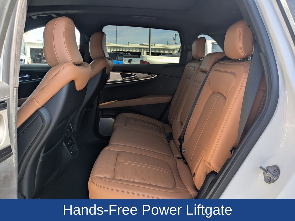 2022 Lincoln Nautilus Black Label