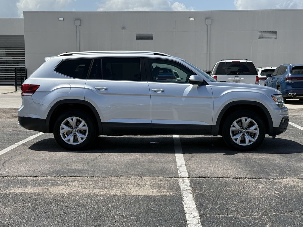 2018 Volkswagen Atlas 3.6L V6 SE Silver at Community Honda