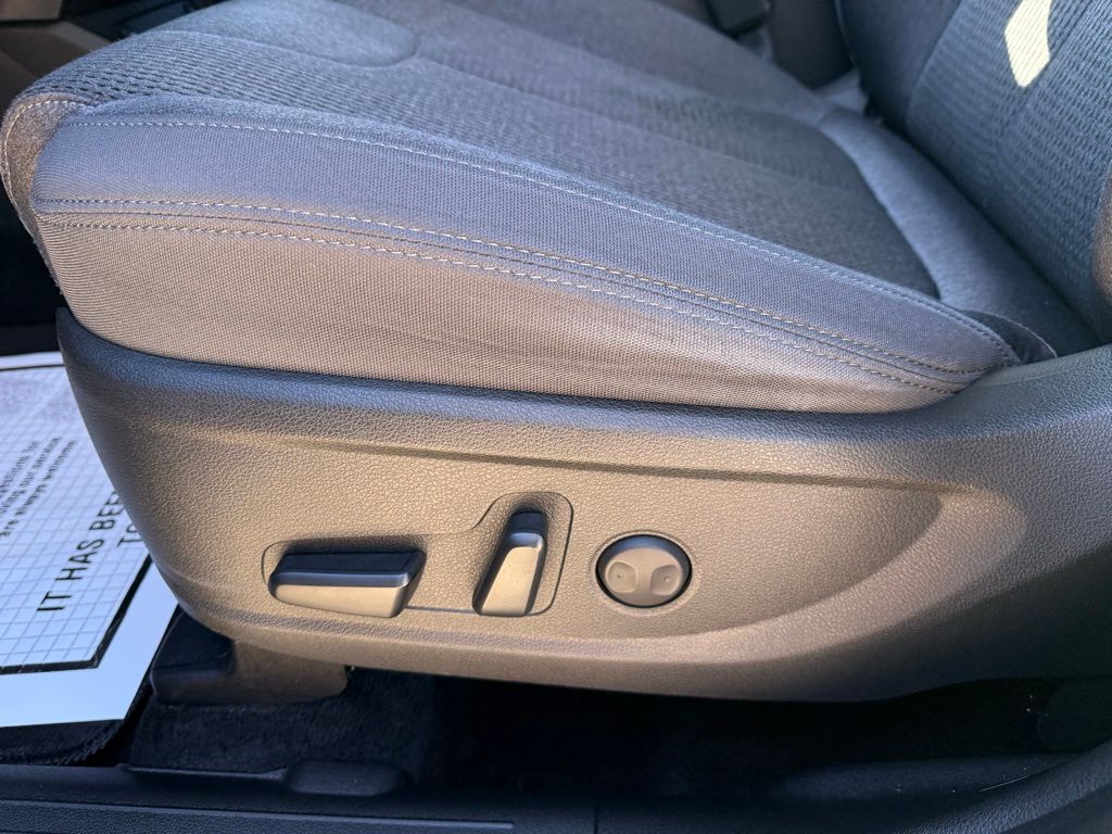 Thumbnail: 2022 Hyundai Santa Fe - 13