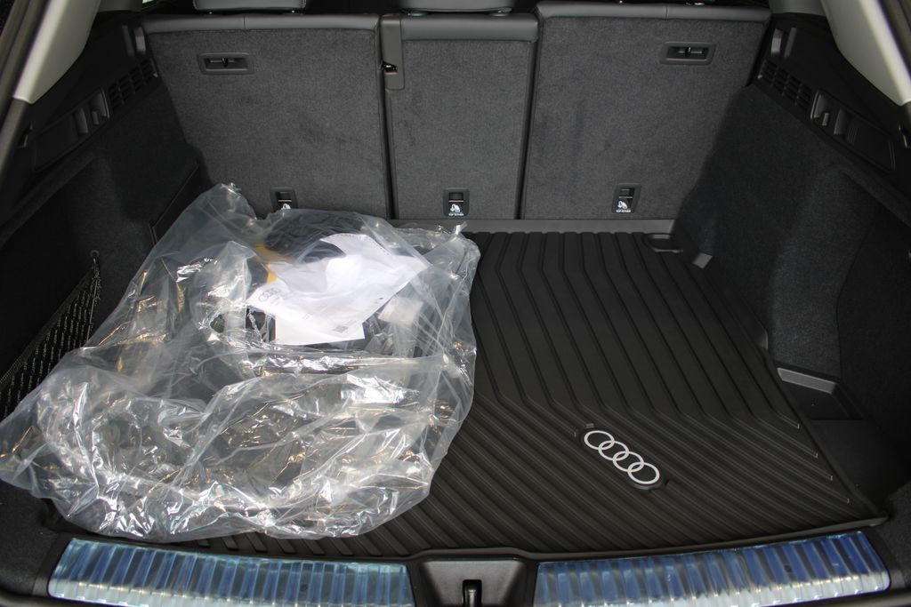 New 2025 Black Audi 2.0T Premium Plus image 23