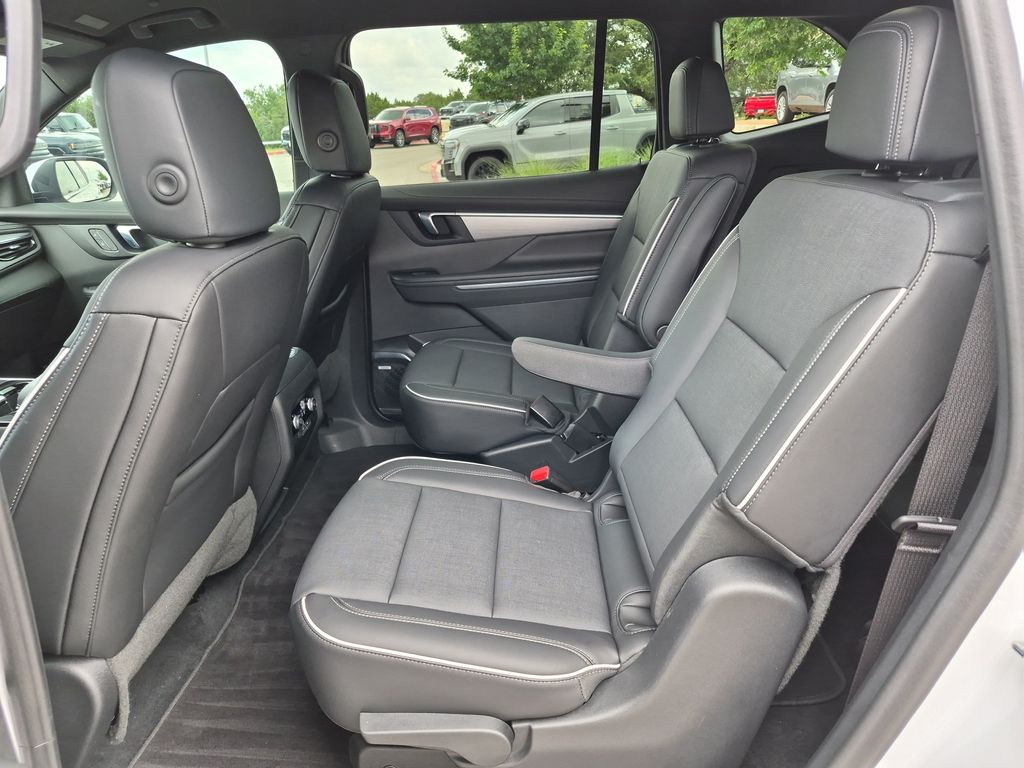 Used Car 2025 Buick Enclave  Preferred For Sale Under $40,000 In Austin, Texas