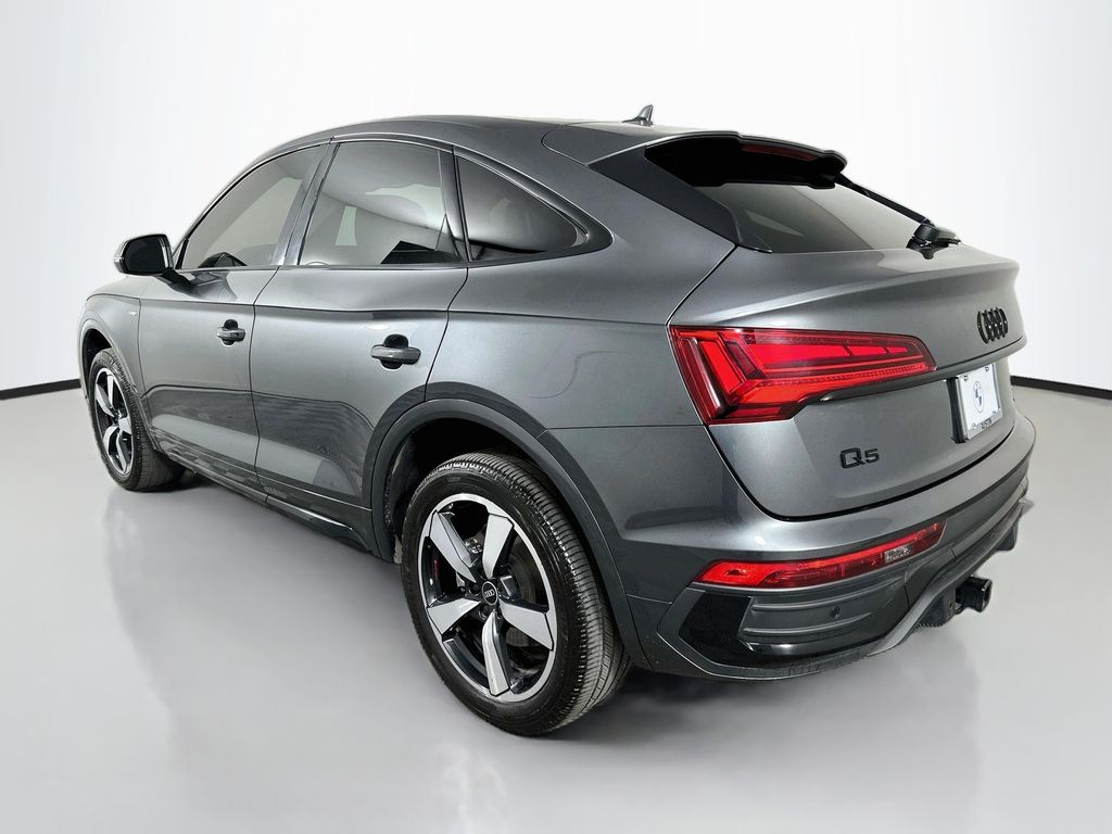 Thumbnail: 2022 Audi Q5 - 7