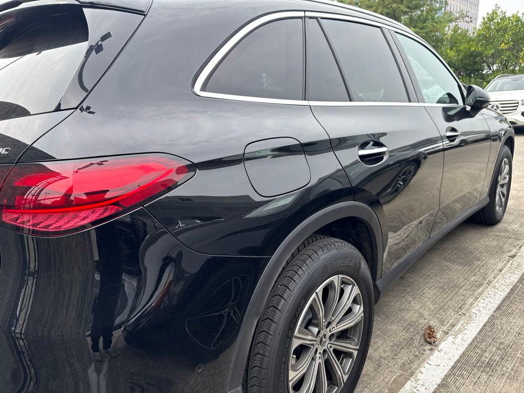 Thumbnail: 2026 Mercedes-Benz GLC - 3