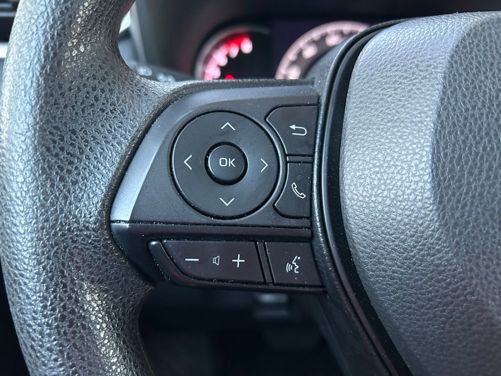 Thumbnail: 2023 Toyota RAV4 - 19