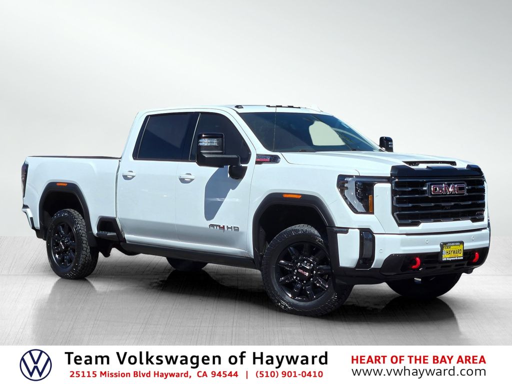 2024 GMC Sierra 2500HD AT4 Crew Cab 4WD