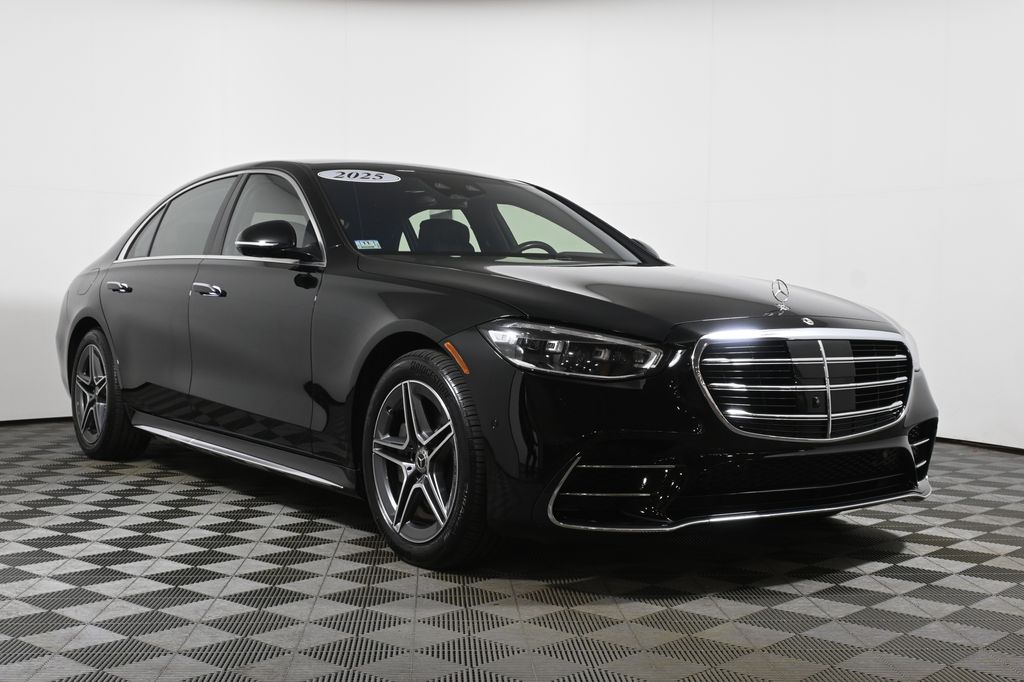 Thumbnail: 2025 Mercedes-Benz S-Class - 9