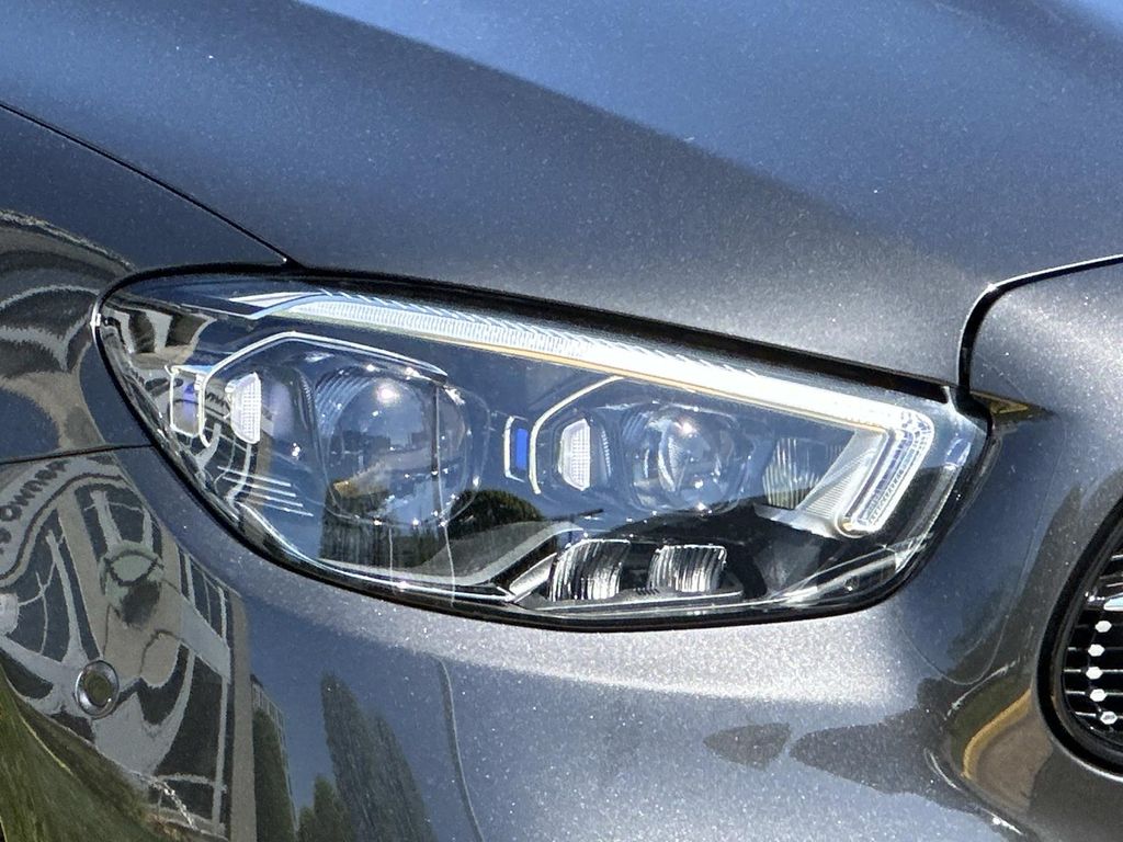 Thumbnail: 2023 Mercedes-Benz E-Class - 6