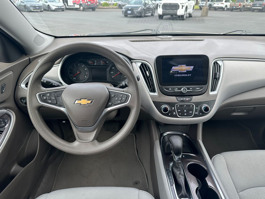 2022 Chevrolet Malibu LT