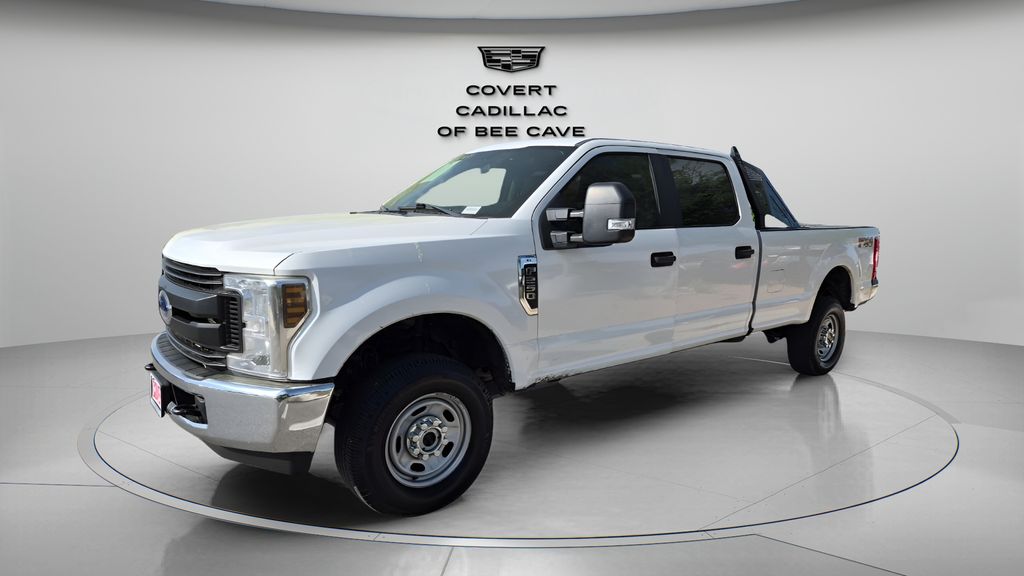 Used 2019 White Ford XL image 3