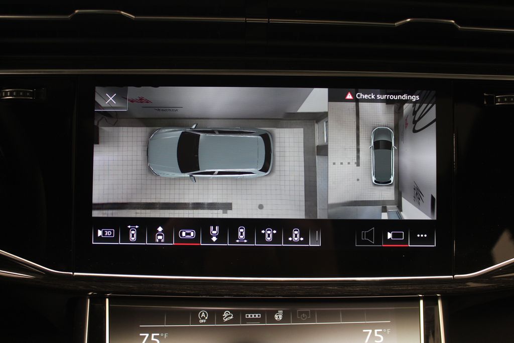 Thumbnail: 2026 Audi Q7 - 24