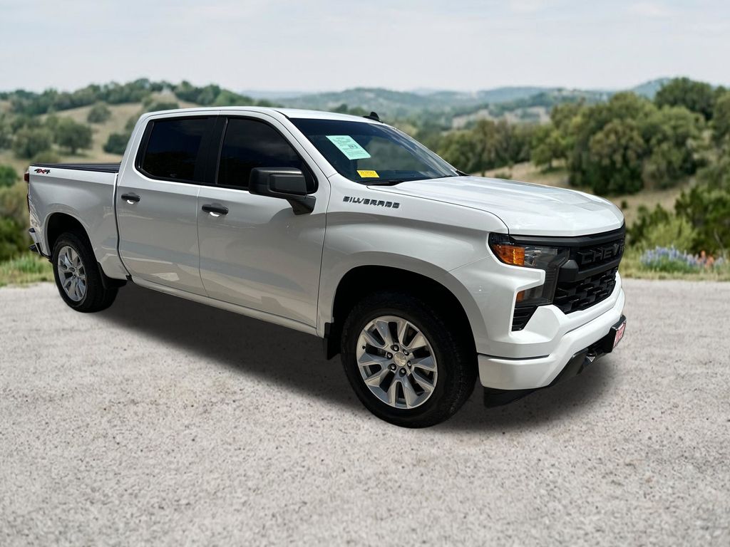 Summit White 2023 Chevrolet Silverado 1500 Custom Crew Cab 4WD Pickup Truck Four-Wheel Drive 8-Speed Automatic