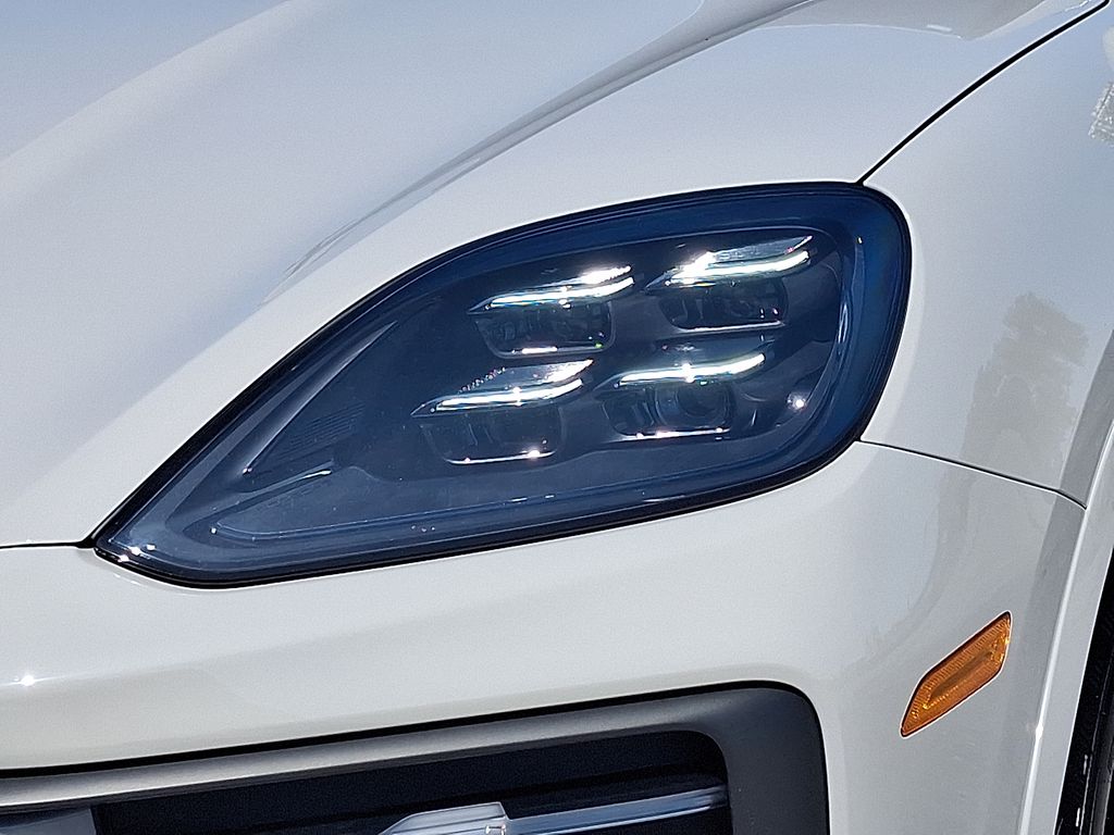 Thumbnail: 2026 Porsche Cayenne - 11