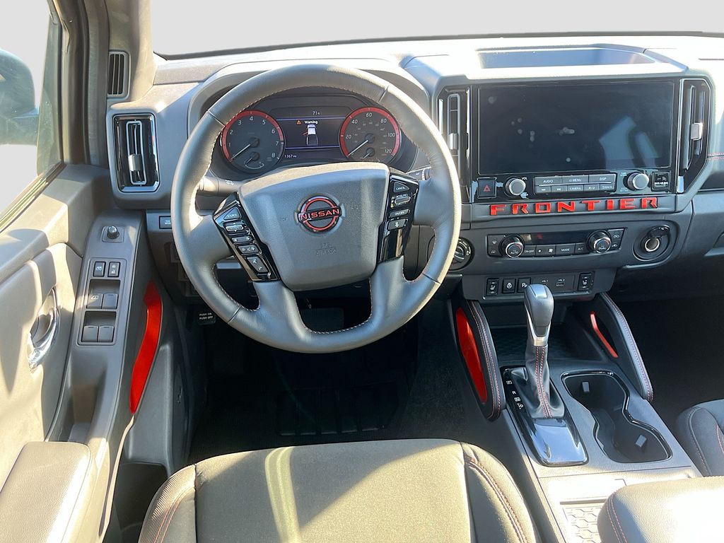 Used 2025 Black Nissan PRO-4X image 22