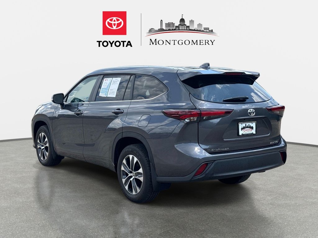 Used 2024 Toyota Highlander SUV