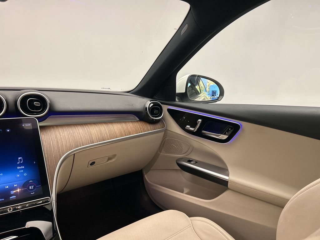 Thumbnail: 2023 Mercedes-Benz C-Class - 26