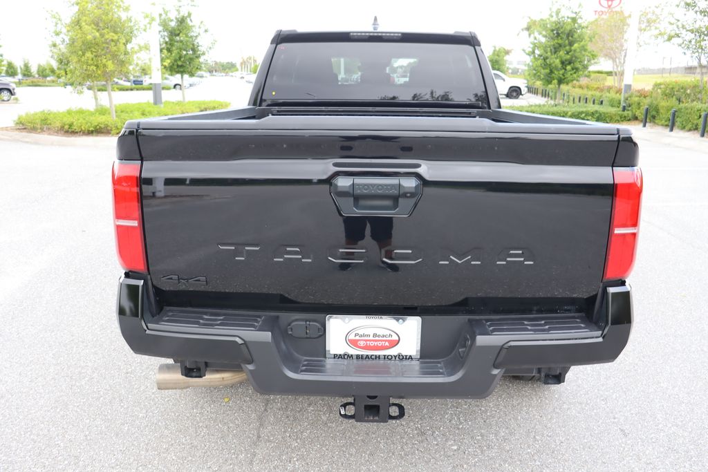 2024 Toyota Tacoma TRD Sport 10