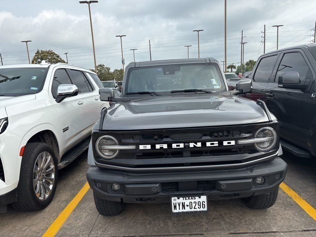 2022 Ford Bronco Outer Banks Gray at AutoSavvy Houston Southwest