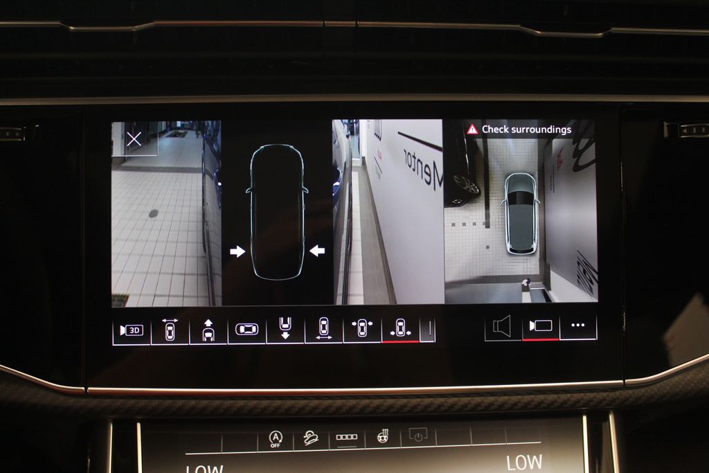 Thumbnail: 2026 Audi SQ7 - 26