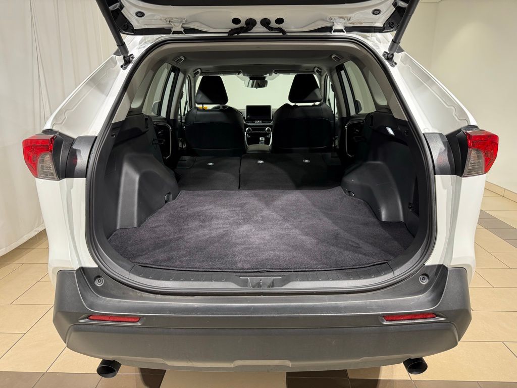 Thumbnail: 2025 Toyota RAV4 - 12