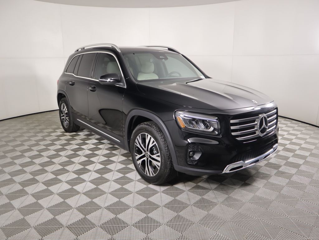 Thumbnail: 2026 Mercedes-Benz GLB - 3