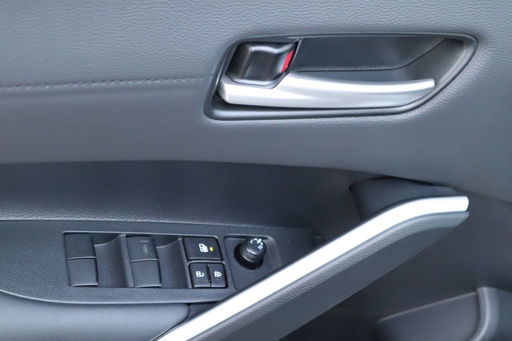 Thumbnail: 2026 Toyota Corolla Cross - 22