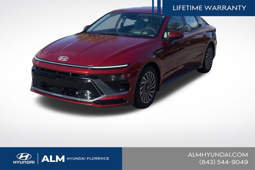 Ultimate red 2025 Hyundai Sonata Hybrid SEL FWD Sedan Front-Wheel Drive 6-Speed Automatic