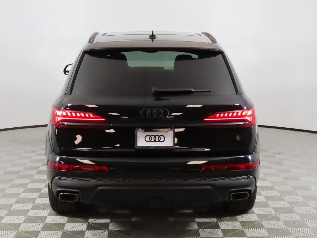 2025 Audi Q7  4