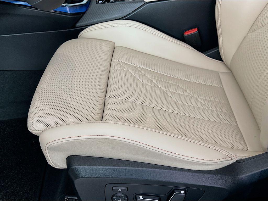 Thumbnail: 2026 BMW X3 - 21