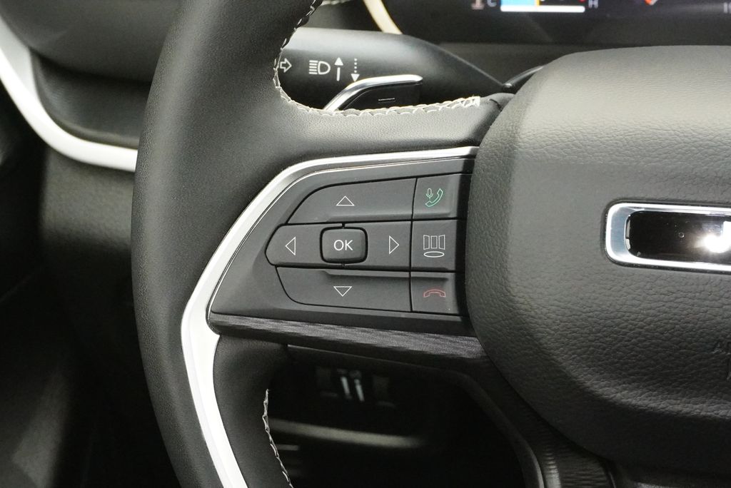 Used Car 2025 Jeep Grand Cherokee L  Altitude X For Sale Under $40,000 In Weatherford, Texas