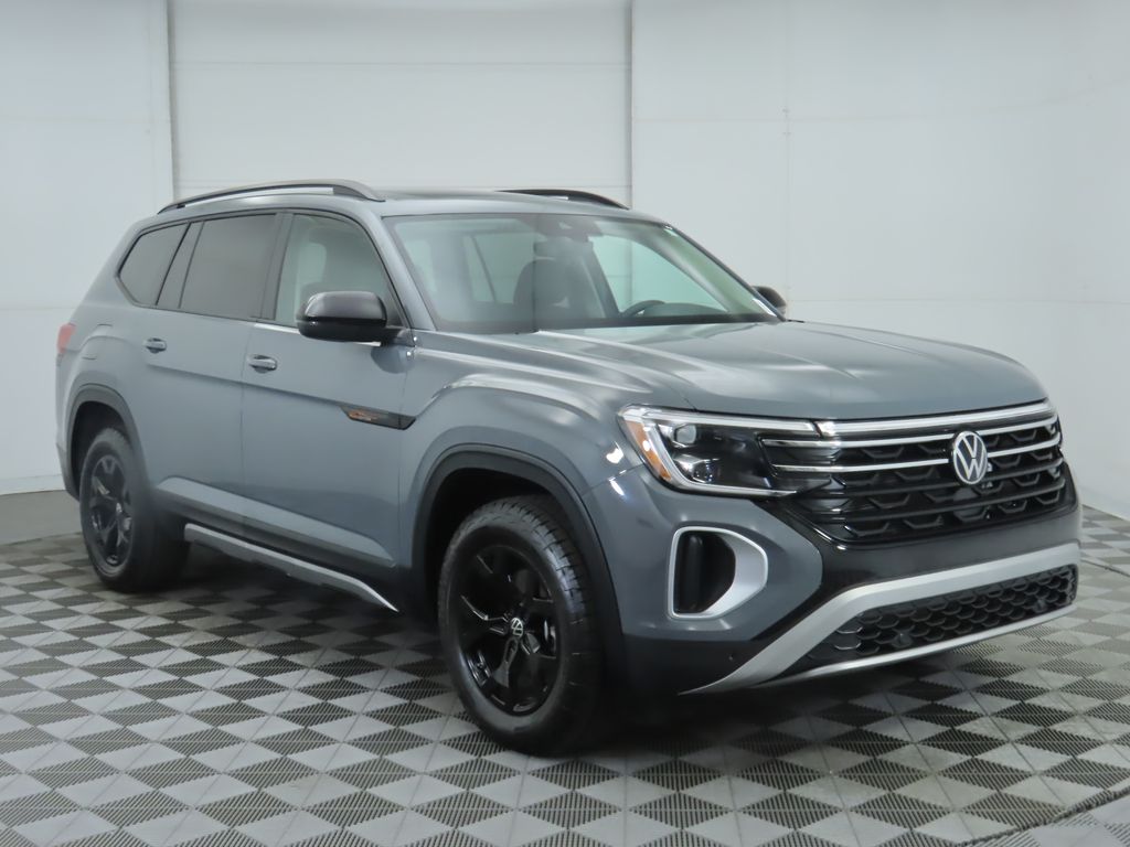 Thumbnail: 2025 Volkswagen Atlas - 3