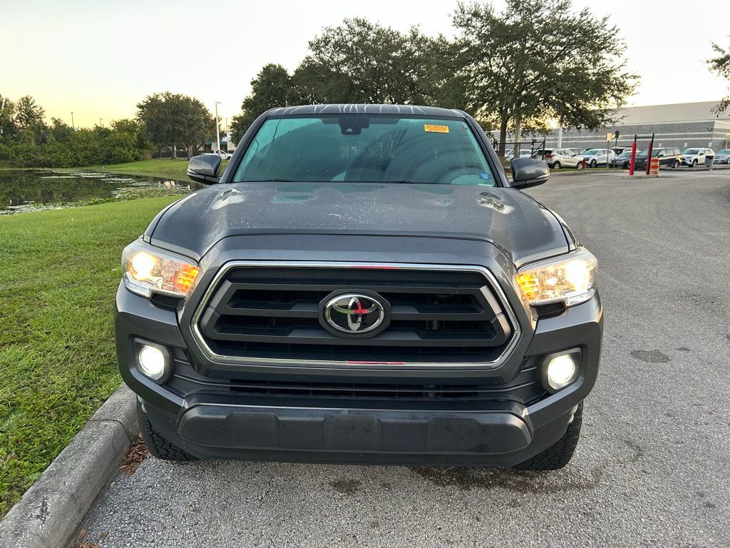 Thumbnail: 2022 Toyota Tacoma - 8