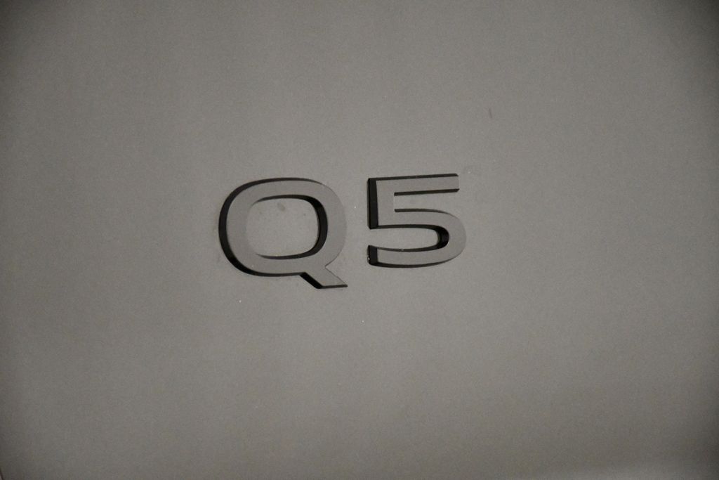 2025 Audi Q5 Premium 9
