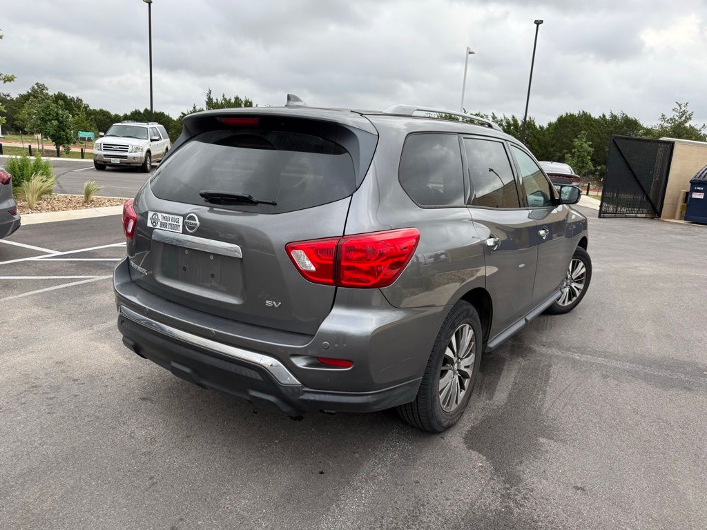 Thumbnail: 2019 Nissan Pathfinder - 4