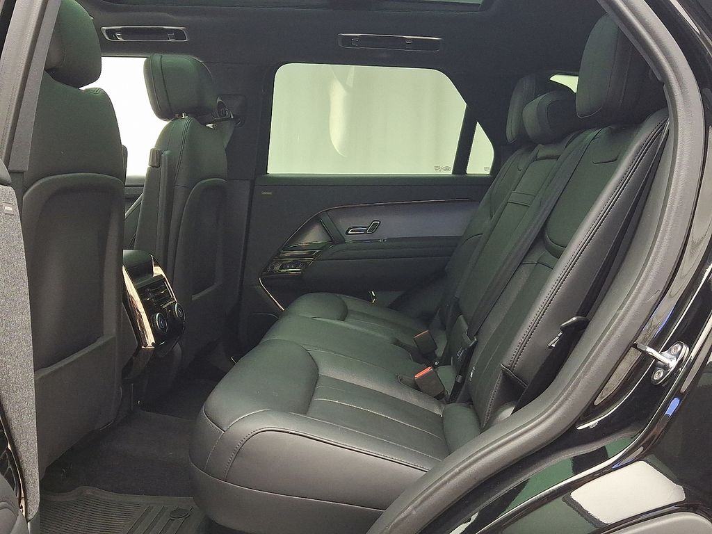 Thumbnail: 2024 Land Rover Range Rover Sport - 10