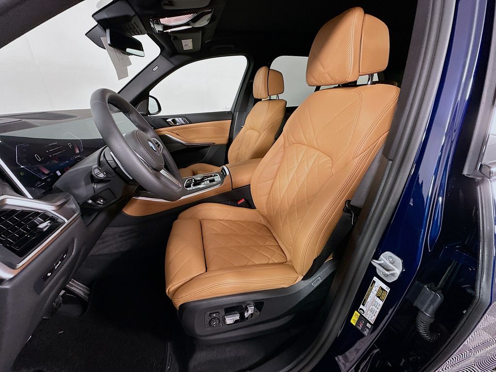 Thumbnail: 2026 BMW X5 - 16