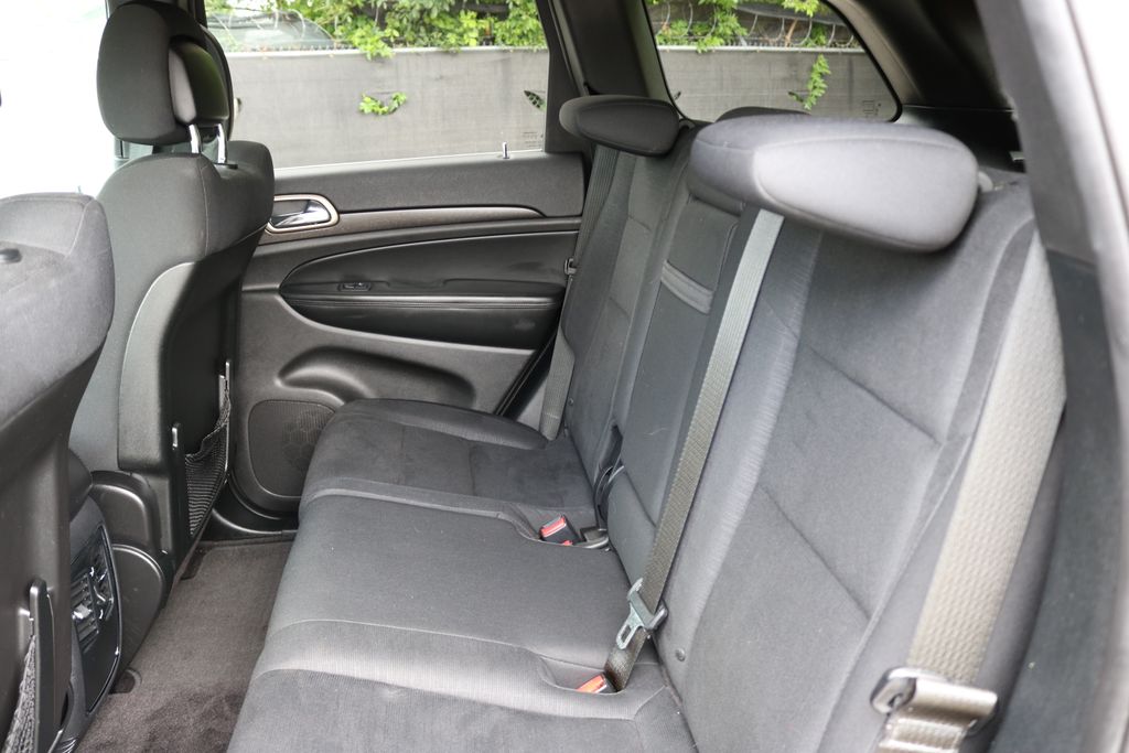 Used Car 2016 Jeep Grand Cherokee  Laredo For Sale Under $20,000 In Austin, Texas