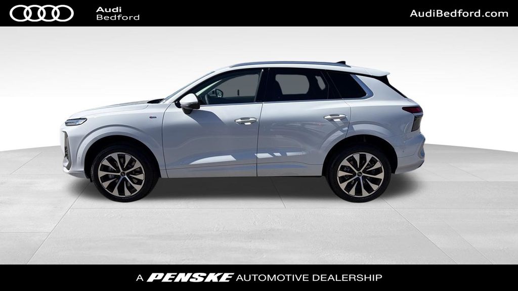 Thumbnail: 2026 Audi Q3 - 7
