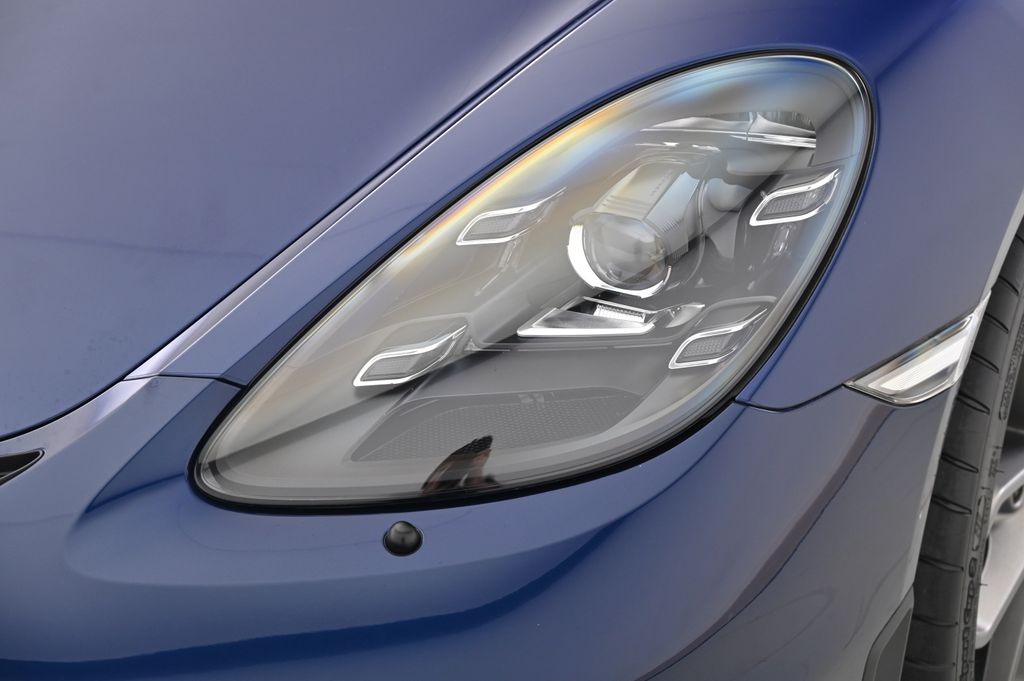 2021 Porsche   15