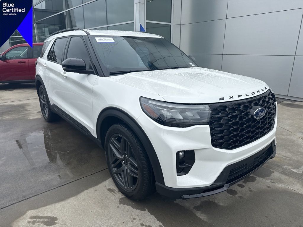 2025 Ford Explorer ST RWD