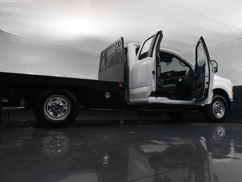 2023 Ford F-350 Super Duty XL
