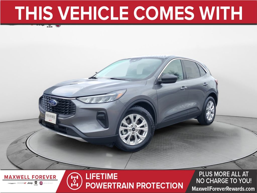 Used Car 2024 Ford Escape  Active For Sale Under $20,000 In Austin, Texas