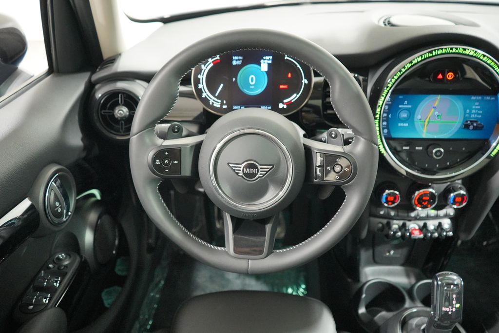 Thumbnail: 2024 MINI Cooper - 9