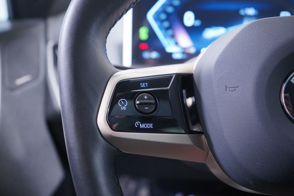 Thumbnail: 2026 BMW iX - 18