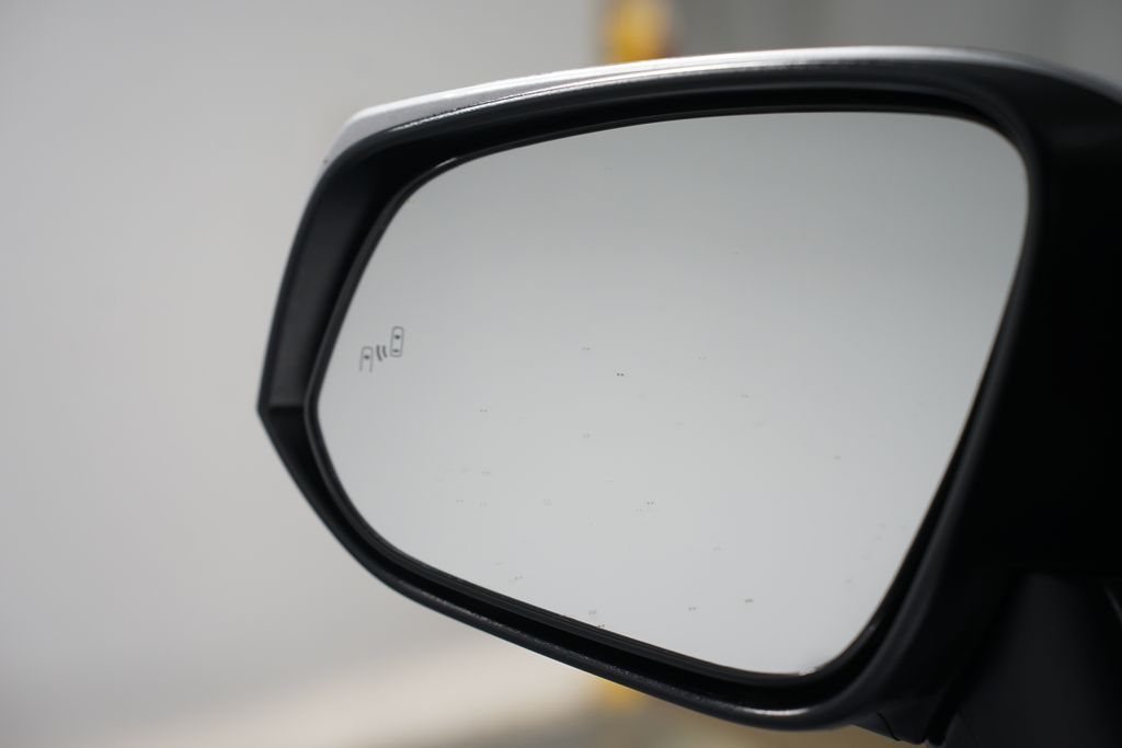 Thumbnail: 2025 Toyota RAV4 - 26