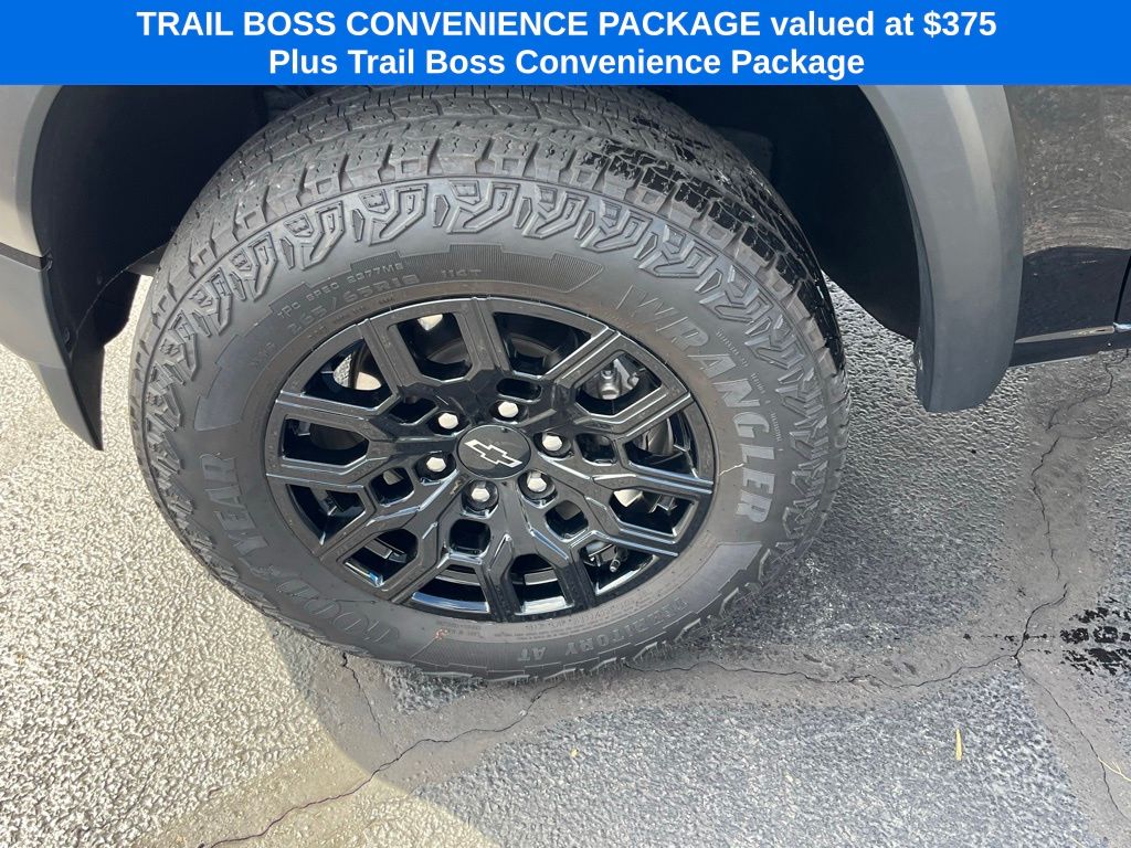 View vehicle photo 6