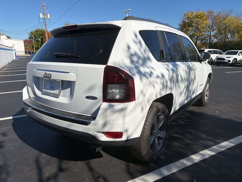 Thumbnail: 2016 Jeep Compass - 5