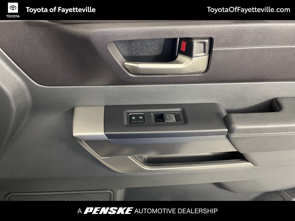 Thumbnail: 2024 Toyota Tundra - 13