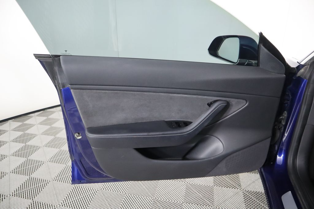 2019 Tesla Model 3 Standard Range 24