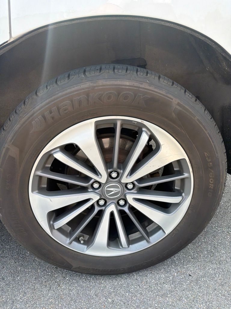 Used 2016  Acura Base image 15